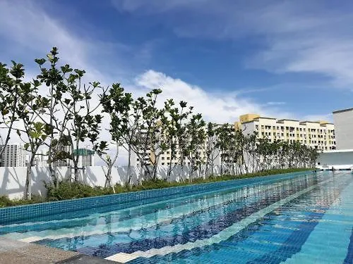 Large Family Seaview Suite 3 Rooms By The Only Bnb Tanjung Tokong 0*,  Malasia